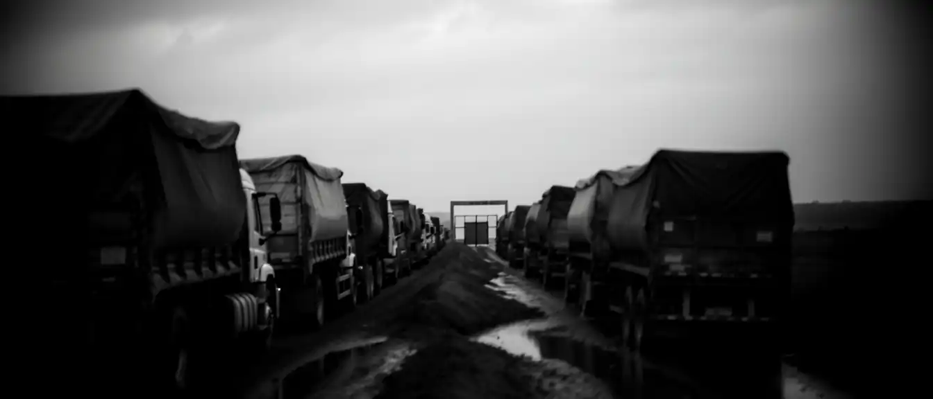 Зерновой тупик: блокада портов парализовала украинский экспорт и создала заторы на границах