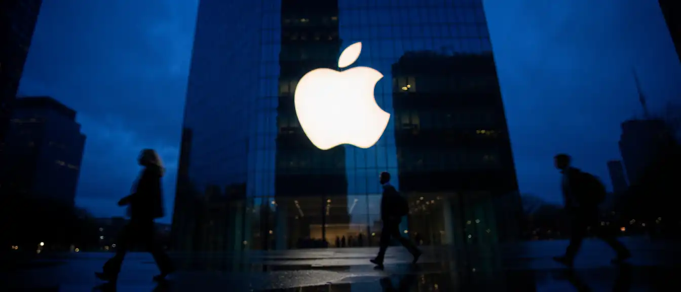 Пятитриллионный рубеж пройден: как Apple вновь взошла на вершину мирового финансового олимпа