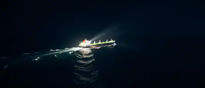 Наперекор блокаде: китайские супертанкеры прорвались сквозь заслоны хуситов в Красном море