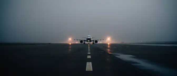 Псковский аэропорт временно ограничил работу авиатрафика ради безопасности