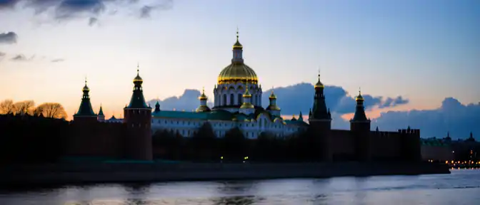 Больше чем конкуренция: почему Петербург и Москва — это не соперники, а две стороны одной медали
