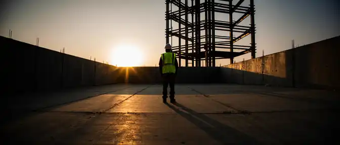 Фундамент будущего: Владимир Путин поздравил работников строительной отрасли