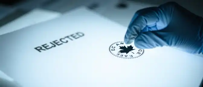 Белый дом ввел ограничения на использование канадской продукции при государственных закупках США