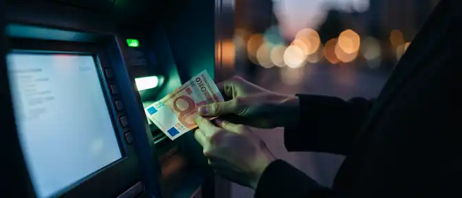 Межбанковский cash-in: как скоро можно будет пополнить свой счет через чужой банкомат?