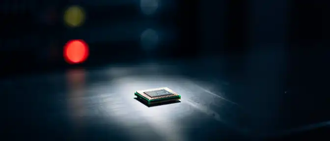 Между дефицитом и санкциями: как Apple пытается наладить поставки чипов из «черного списка» Пентагона